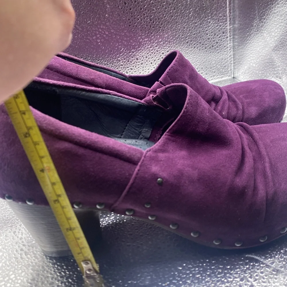 NWOT dansko size 41 purple suede studded heels - Picture 9 of 9